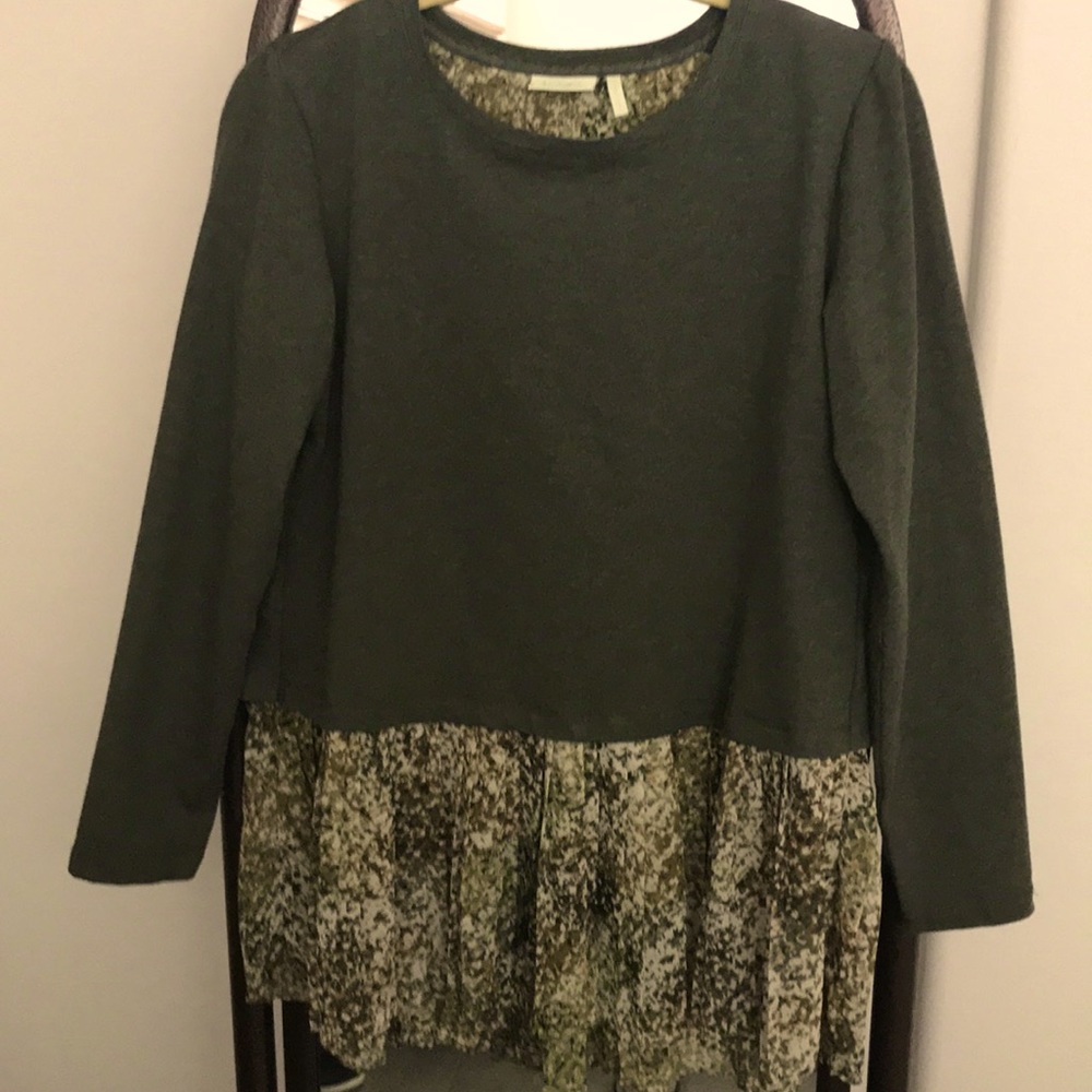 Logo by Lori Goldstein knit top.